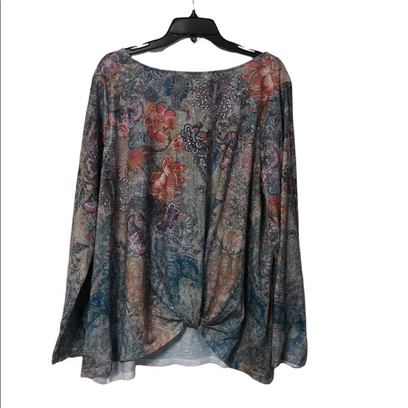 Time & True Long Sleeve Top Size XXXL (22) - Picture 1 of 5